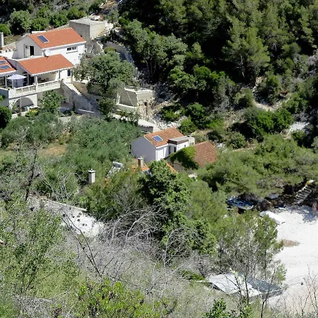 Maja Holiday home