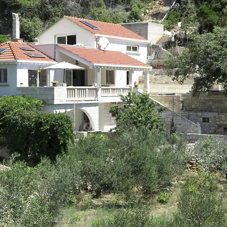 Maja Holiday home