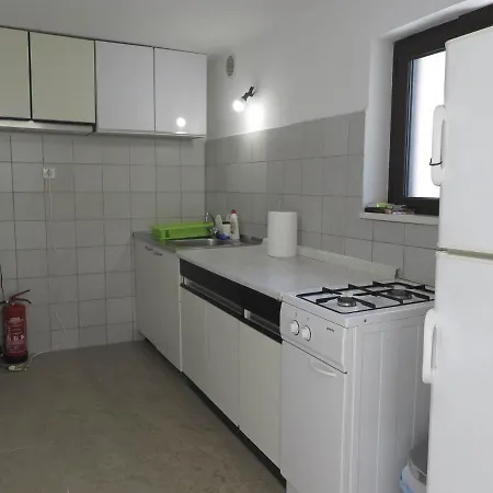 Maja Ferienhaus Zrnovo